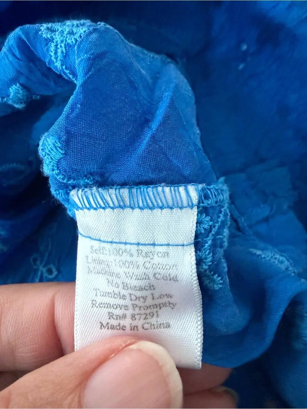 Johnny Was blue sleeveless midi dress paired with blue camisole slip lining M E3